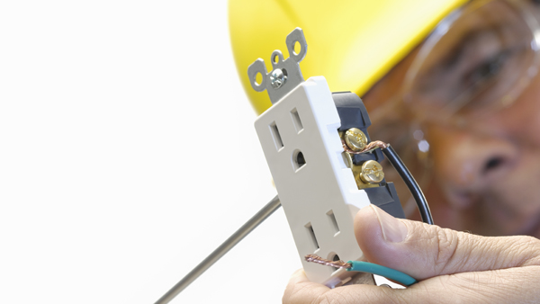 Robinson, Picozzi, Pennycuick Introduce Legislation to Establish Statewide Licensure for Electrical Contractors and Electricians